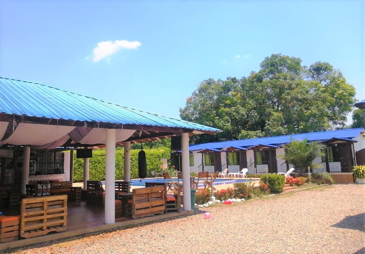 Cabanas El Saman Villavicencio Apiay エクステリア 写真