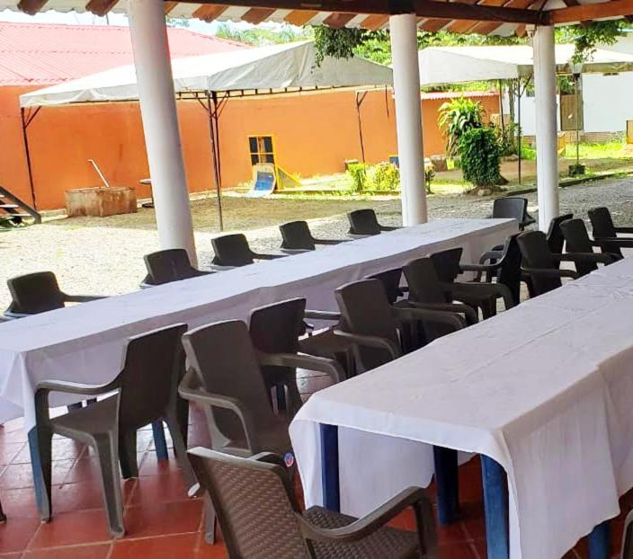 Cabanas El Saman Villavicencio Apiay エクステリア 写真